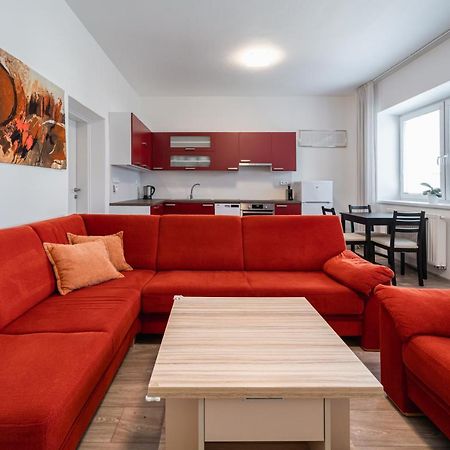 Apartment Yogiam Slavkov u Brna Bagian luar foto