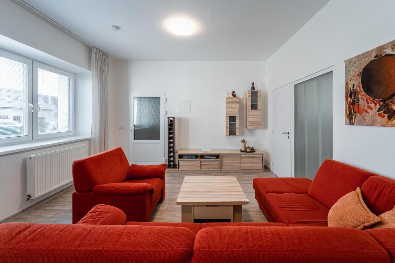 Apartment Yogiam Slavkov u Brna Bagian luar foto
